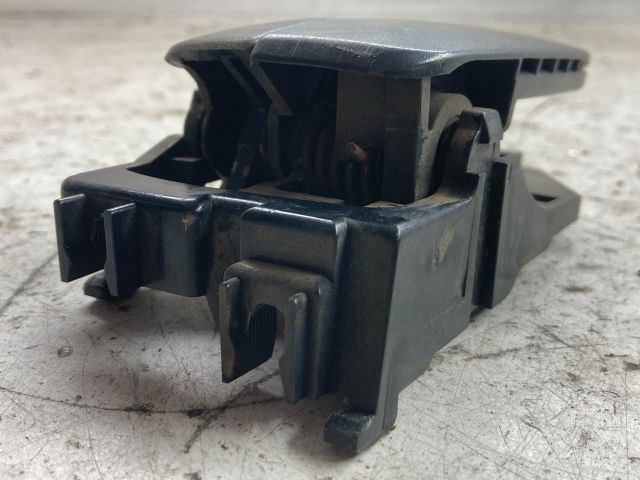 bontott MITSUBISHI LANCER VII Bal első Belső Kilincs