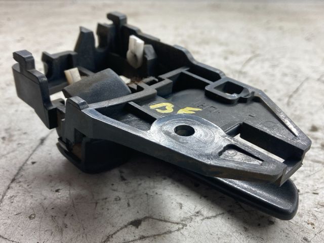 bontott MITSUBISHI LANCER VII Bal első Belső Kilincs