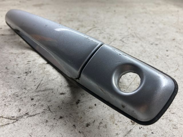 bontott MITSUBISHI LANCER VII Bal első Külső Kilincs