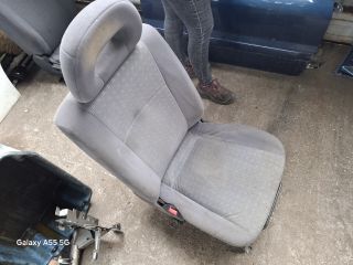 bontott MITSUBISHI LANCER VII Bal első Ülés