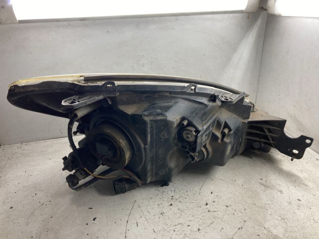 bontott MITSUBISHI LANCER VII Bal Fényszóró