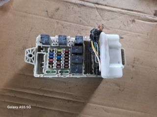 bontott MITSUBISHI LANCER VII Biztosítéktábla Utastér