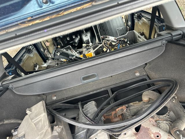 bontott MITSUBISHI LANCER VII Csomagtér Roló