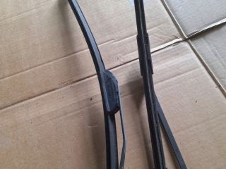 bontott MITSUBISHI LANCER VII Első Ablaktörlő Kar