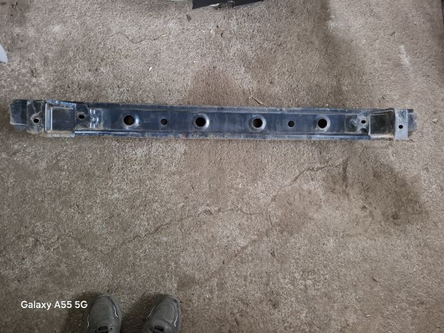 bontott MITSUBISHI LANCER VII Első Lökhárító Merevítő (Fém)