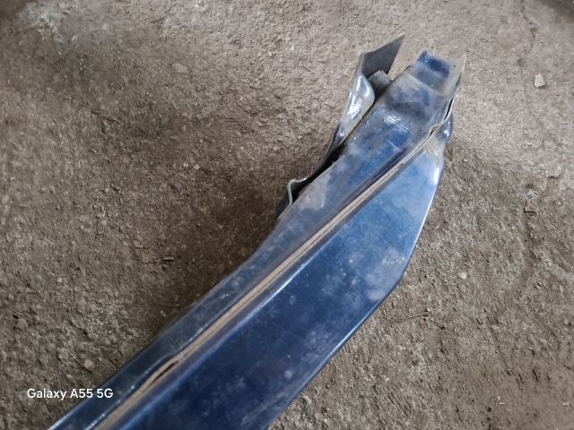 bontott MITSUBISHI LANCER VII Első Lökhárító Merevítő (Fém)