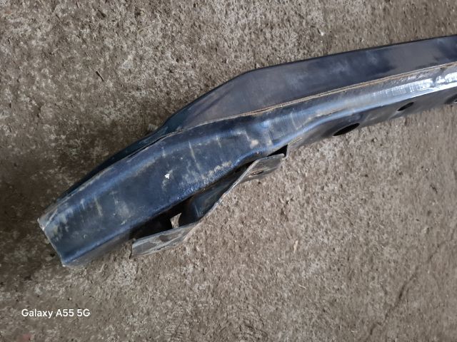 bontott MITSUBISHI LANCER VII Első Lökhárító Merevítő (Fém)