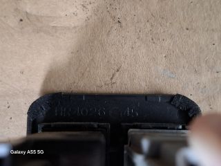 bontott MITSUBISHI LANCER VII Fényszórómagasság Állító Kapcsoló