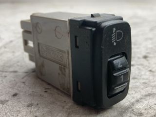 bontott MITSUBISHI LANCER VII Fényszórómagasság Állító Kapcsoló