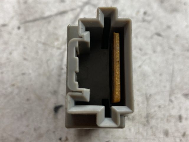 bontott MITSUBISHI LANCER VII Fényszórómagasság Állító Kapcsoló