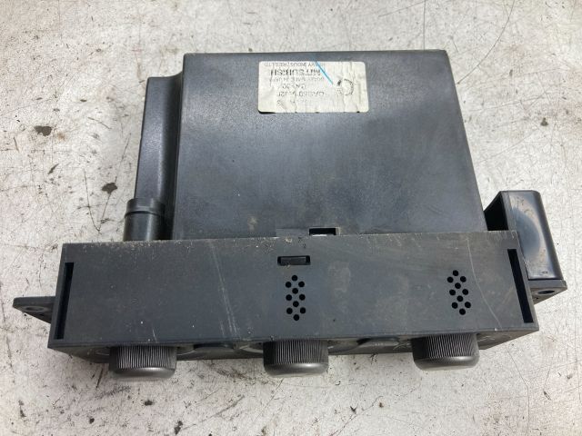 bontott MITSUBISHI LANCER VII Fűtéskapcsoló (manuális klímás)