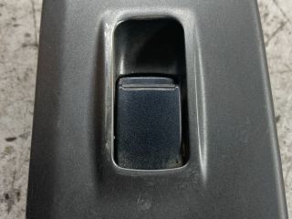 bontott MITSUBISHI LANCER VII Jobb első Ablakemelő Kapcsoló