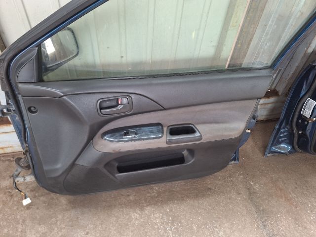 bontott MITSUBISHI LANCER VII Jobb első Ajtó (Részeivel)