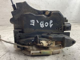 bontott MITSUBISHI LANCER VII Jobb első Ajtózár