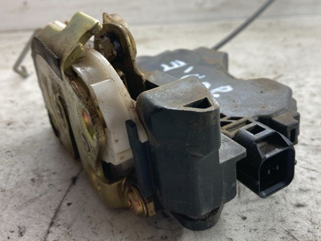 bontott MITSUBISHI LANCER VII Jobb első Ajtózár