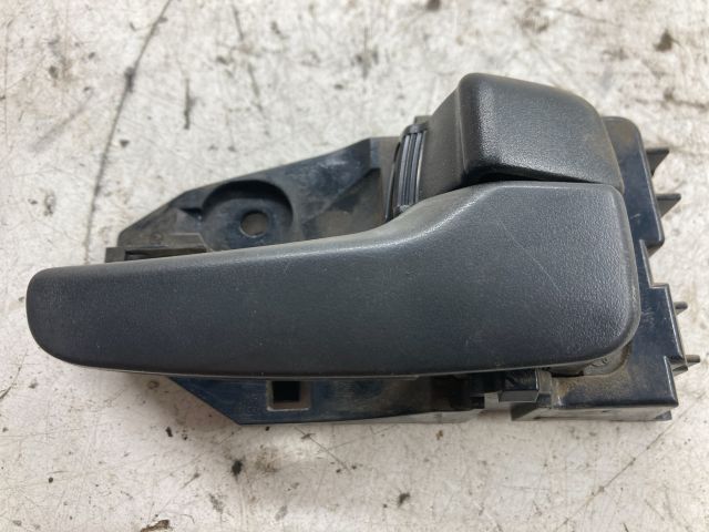 bontott MITSUBISHI LANCER VII Jobb első Belső Kilincs