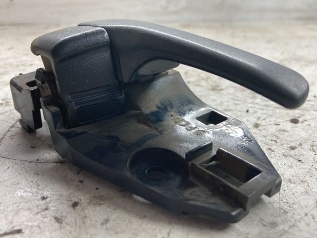 bontott MITSUBISHI LANCER VII Jobb első Belső Kilincs