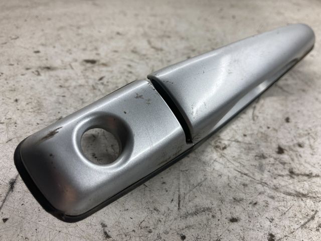 bontott MITSUBISHI LANCER VII Jobb első Külső Kilincs