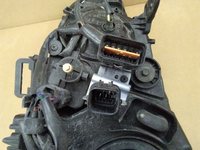 bontott MITSUBISHI LANCER VII Jobb Fényszóró