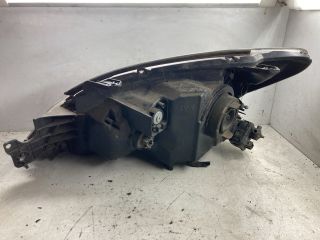 bontott MITSUBISHI LANCER VII Jobb Fényszóró