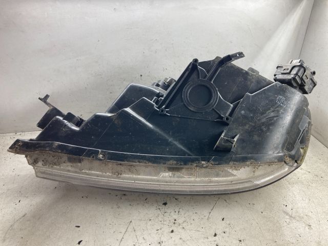 bontott MITSUBISHI LANCER VII Jobb Fényszóró