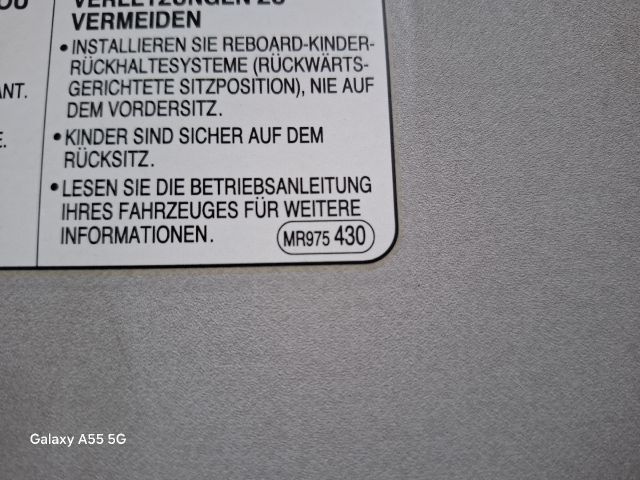 bontott MITSUBISHI LANCER VII Jobb Napellenző