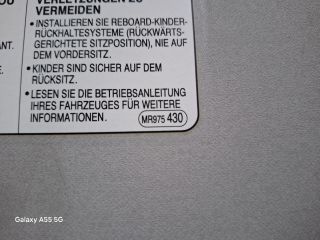 bontott MITSUBISHI LANCER VII Jobb Napellenző