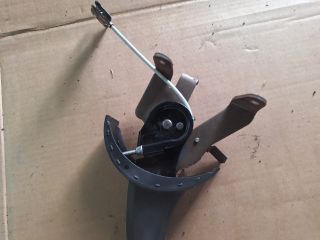 bontott MITSUBISHI LANCER VII Kézifék Kar