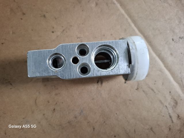 bontott MITSUBISHI LANCER VII Klíma Tágulási Szelep