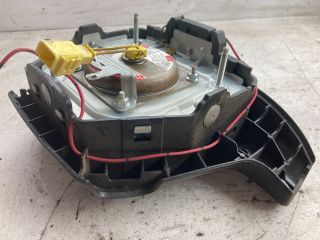 bontott MITSUBISHI LANCER VII Kormánylégzsák