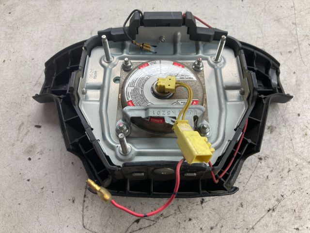 bontott MITSUBISHI LANCER VII Kormánylégzsák