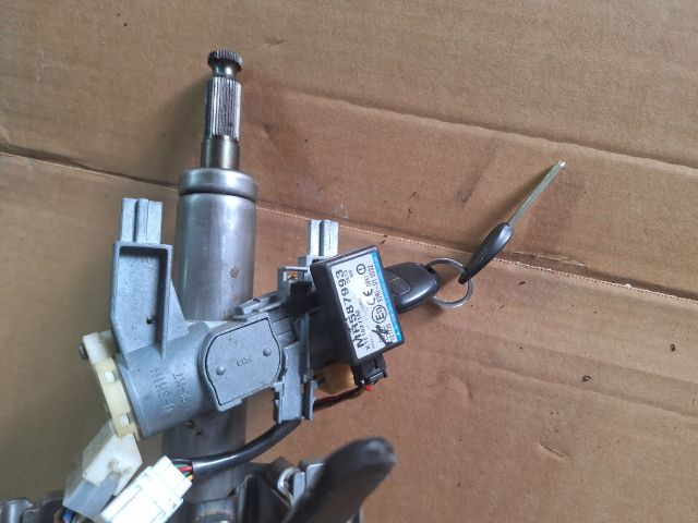 bontott MITSUBISHI LANCER VII Kormányoszlop