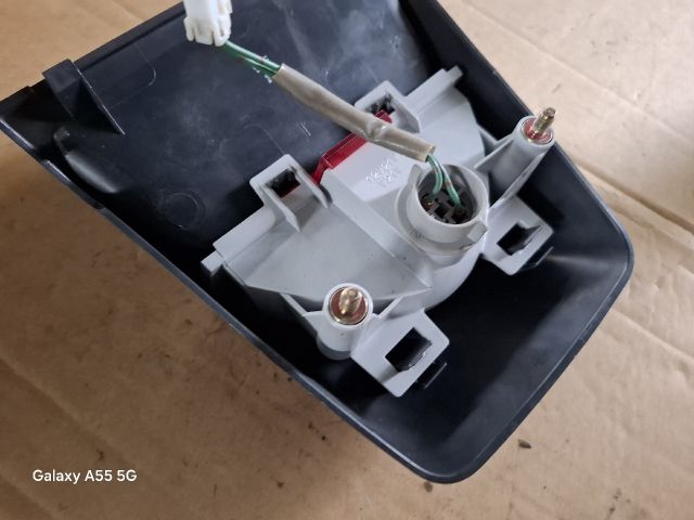 bontott MITSUBISHI LANCER VII Pótféklámpa