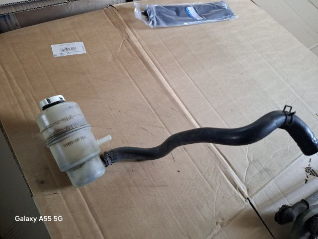 bontott MITSUBISHI LANCER VII Szervóolaj Tartály