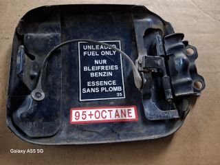 bontott MITSUBISHI LANCER VII Tankajtó