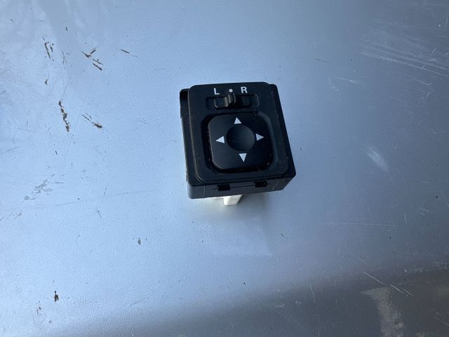 bontott MITSUBISHI LANCER VII Tükör Kapcsoló