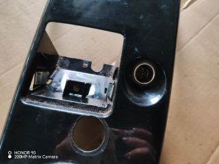 bontott MITSUBISHI LANCER VII Váltószoknya Rögzítő Keret