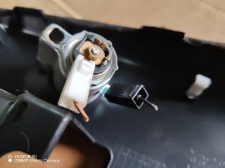 bontott MITSUBISHI LANCER VII Váltószoknya Rögzítő Keret