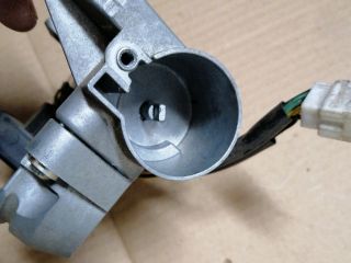 bontott MITSUBISHI OUTLANDER Gyújtáskapcsoló Házzal