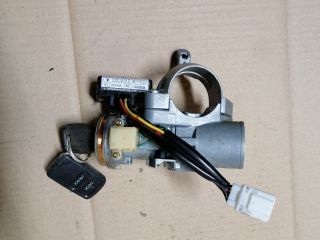 bontott MITSUBISHI OUTLANDER Gyújtáskapcsoló Házzal