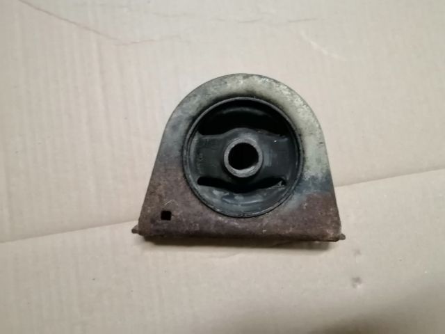 bontott MITSUBISHI OUTLANDER Motor Tartó Bak (Fém)