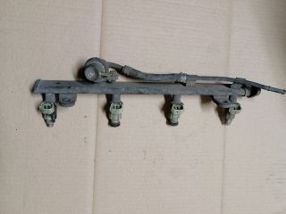 bontott MITSUBISHI OUTLANDER Porlasztó Sor / Híd