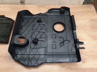 bontott MITSUBISHI OUTLANDER Felső Motorburkolat