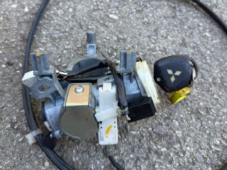 bontott MITSUBISHI OUTLANDER Gyújtáskapcsoló Házzal