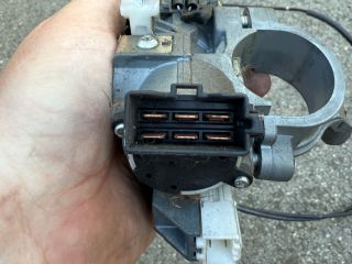 bontott MITSUBISHI OUTLANDER Gyújtáskapcsoló Házzal