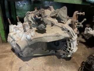 bontott MITSUBISHI OUTLANDER Váltó (Mechanikus)