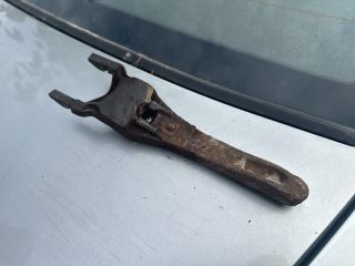 bontott MITSUBISHI OUTLANDER Kuplung Kiemelő Villa