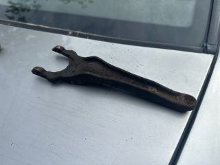 bontott MITSUBISHI OUTLANDER Kuplung Kiemelő Villa