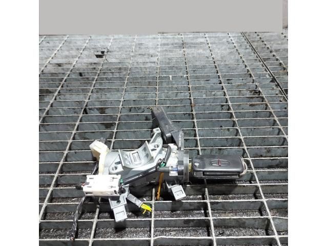 bontott MITSUBISHI OUTLANDER Gyújtáskapcsoló