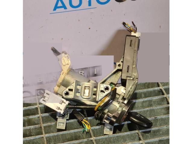 bontott MITSUBISHI OUTLANDER Gyújtáskapcsoló